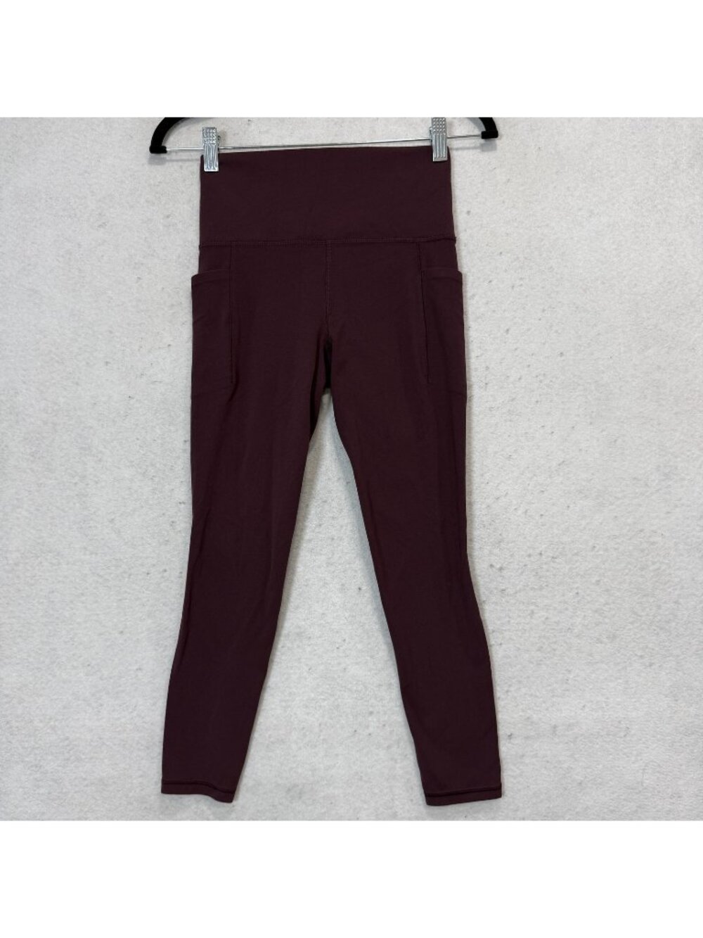 Athleta Leggings Womens XS Purple Salutation Stash Pocket II 7/8 Yoga Pockets